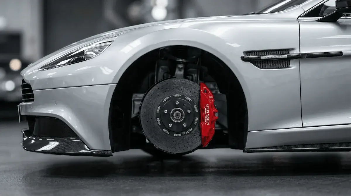 Aston Martin with missing wheel ready for virtual fitment